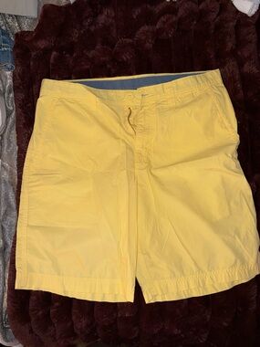 Columbia Men's Gray Cargo Shorts